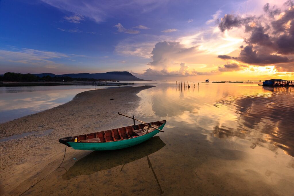 sunset, boat, beach-2983614.jpg